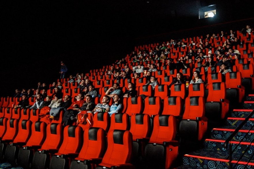 Кинотеатры Петербурга могут открыться 15 июля