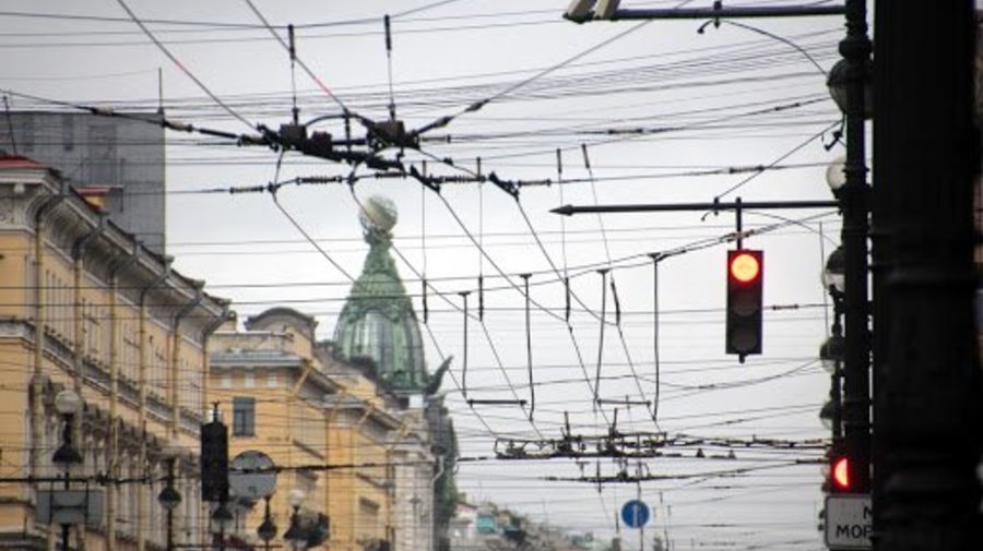 Центр Петербурга могут освободить от проводов