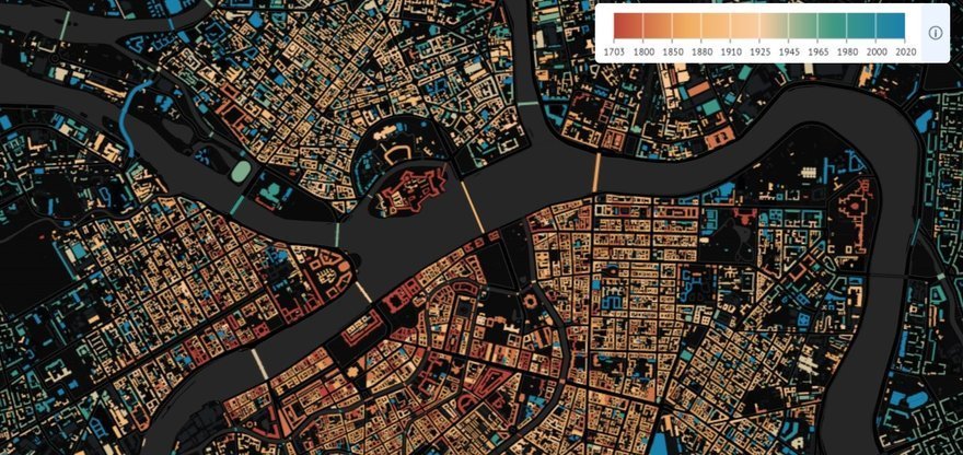 Интерактивная карта с возрастом домов Петербурга