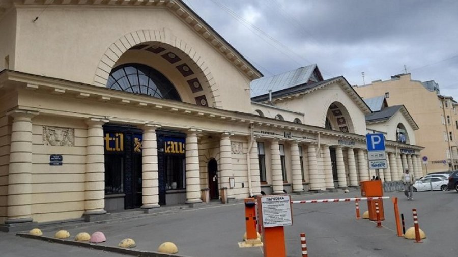 Масштабный фуд-холл Balagan с популярными заведениями откроется на Петроградской стороне