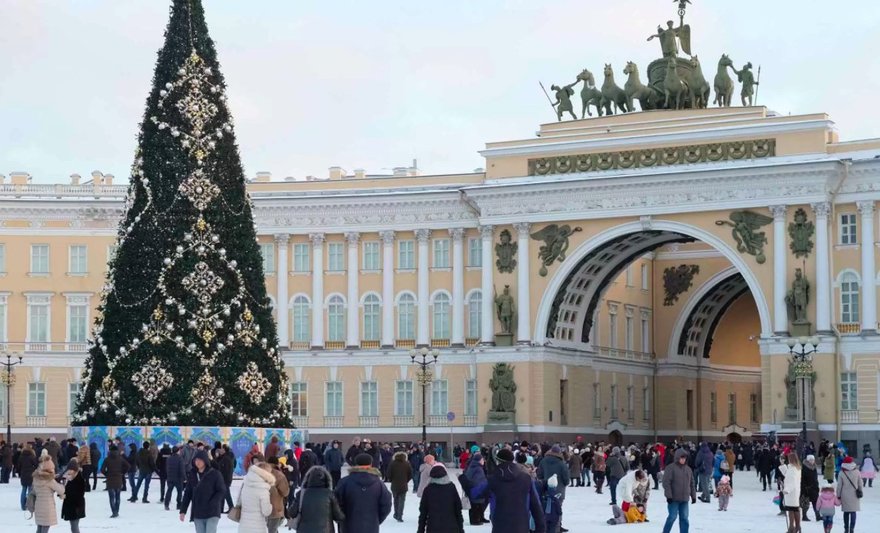 Петербург входит в топ самых популярных туристических направлений на зимние праздники