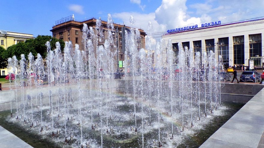 В Петербурге началось отключение городских фонтанов