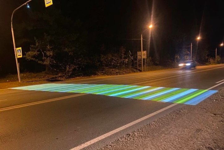 В Ленобласти появился лазерный пешеходный переход