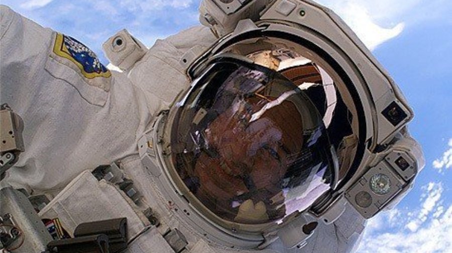 Сегодня каждый сможет отправить бесплатное SMS в космос
