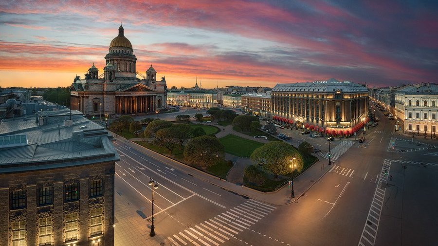 В храмах Петербурга почтят память жертв крушения А321 на Синайском полуострове
