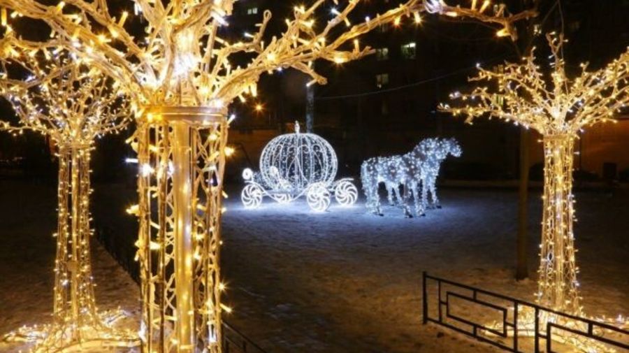 Московский район украсят ангелами, оленями и снеговиками к Новому году