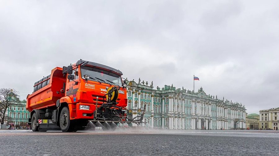Петербуржцы признали самыми чистыми районами Невский, Фрунзенский и Кронштадский