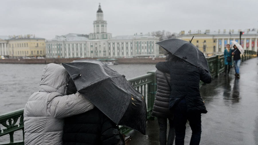Шторм продержится в городе до конца недели