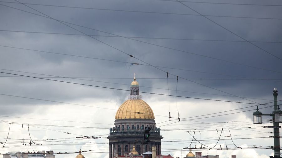 Небо в центре избавят от проводов