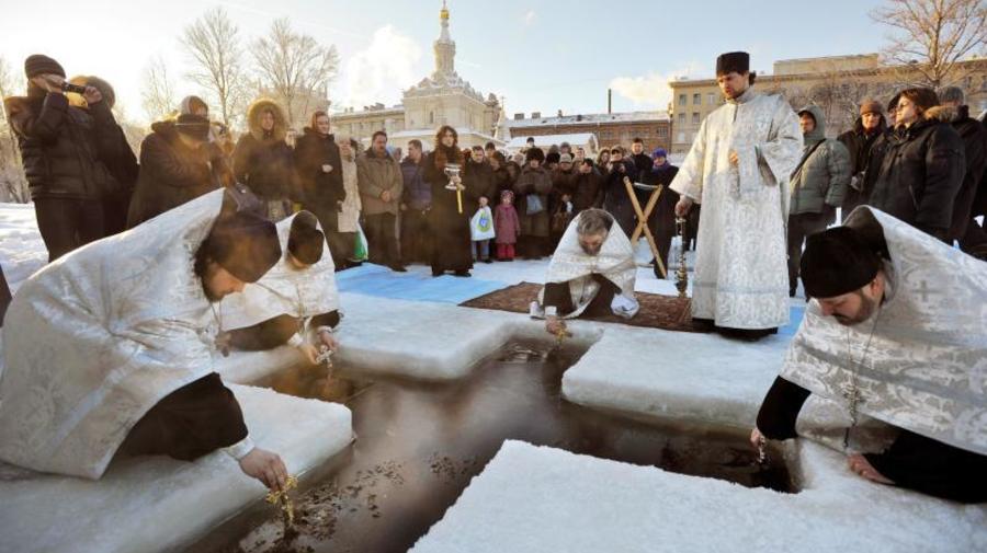 Крещенские купания в Петербурге и Ленобласти состоятся с ограничениями