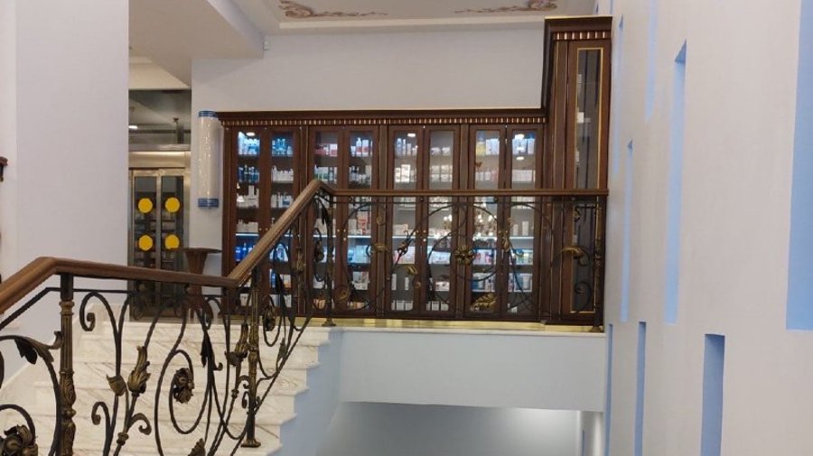 Старинная аптека на Невском открылась после ремонта