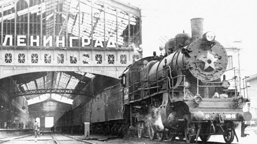 Надо знать: 5 февраля 1943 года была запущена «Дорога победы» для доставки грузов в блокадный Ленинград
