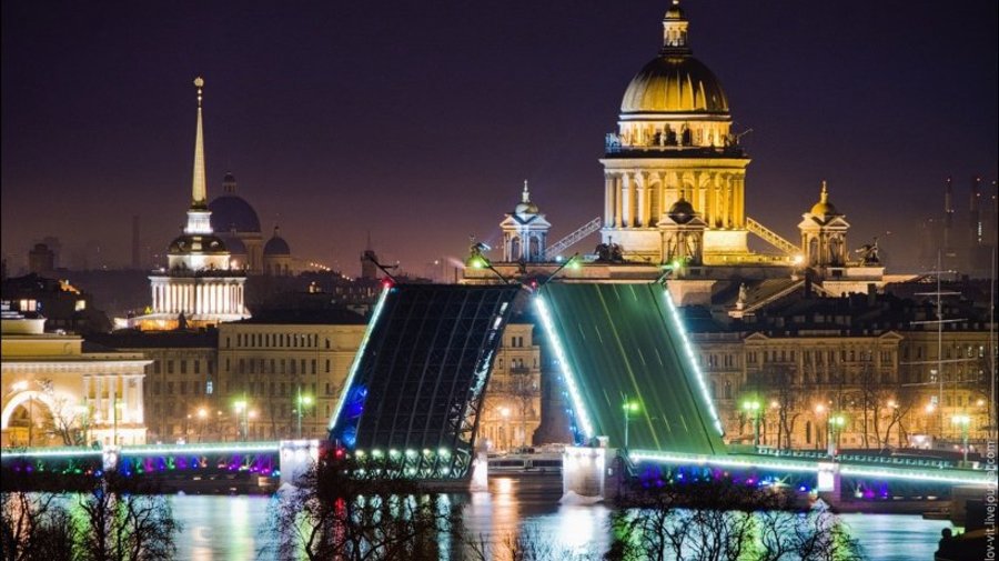 Петербургские мосты начнут разводить 16 марта