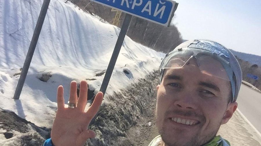 «Беги, Форрест, беги!»: легкоатлет из Петербурга пробежал всю Россию с запада на восток