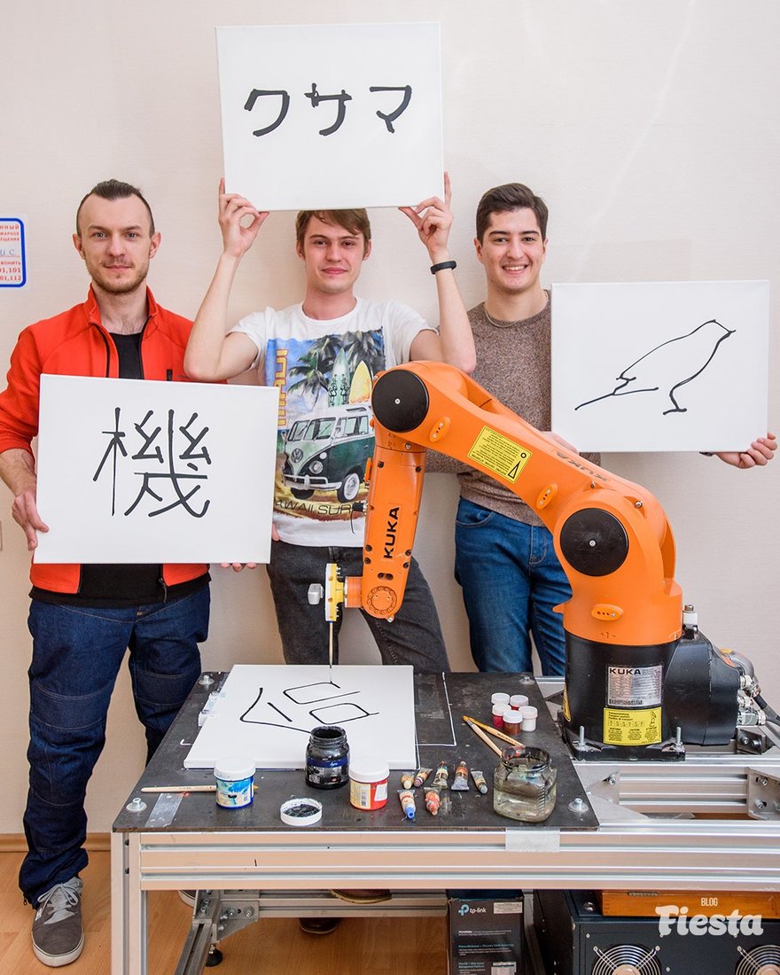 Как команда робототехников ИТМО создала робота-художника