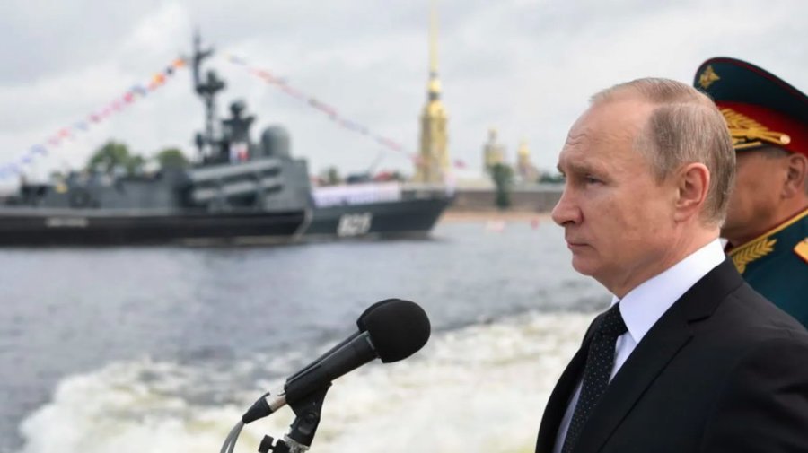 Путин посетит Петербург на следующей неделе