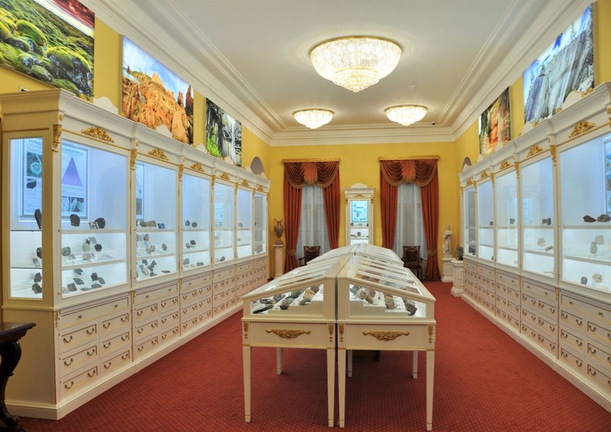 Горный музей Петербурга