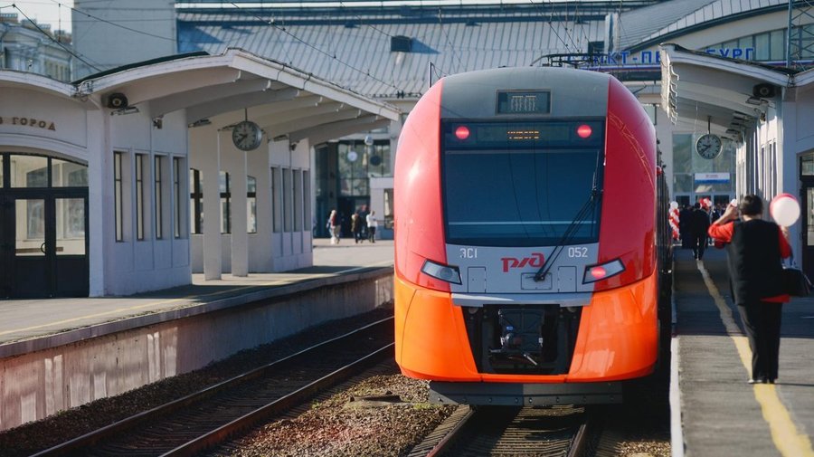 Петербург и Выборг свяжут дополнительные «Ласточки»