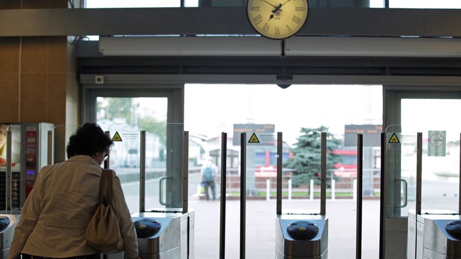 С Финляндского вокзала пустят дополнительные поезда