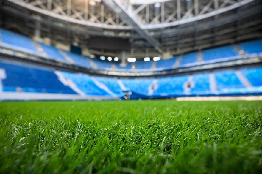 Телевизор выручит: матч «Зенит» - ЦСКА смогут посетить до тысячи зрителей