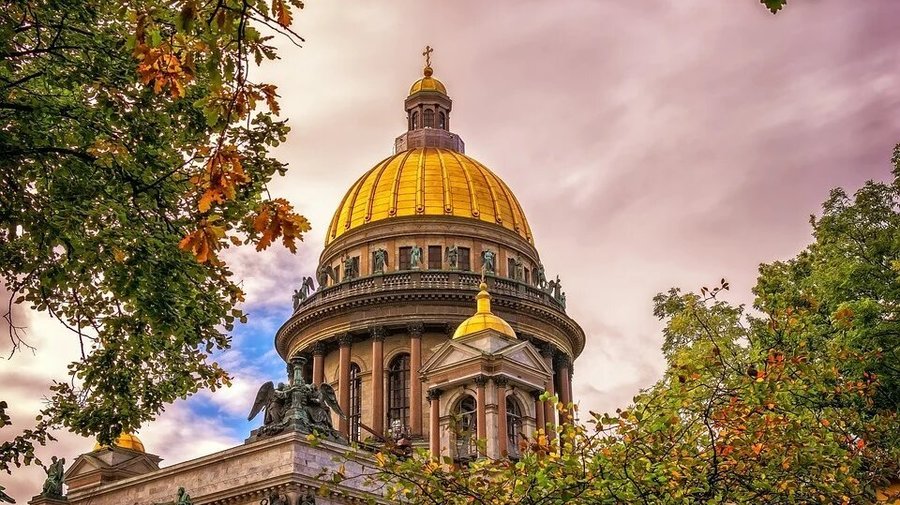 Одевайтесь потеплее: сентябрь в Петербурге будет холодным