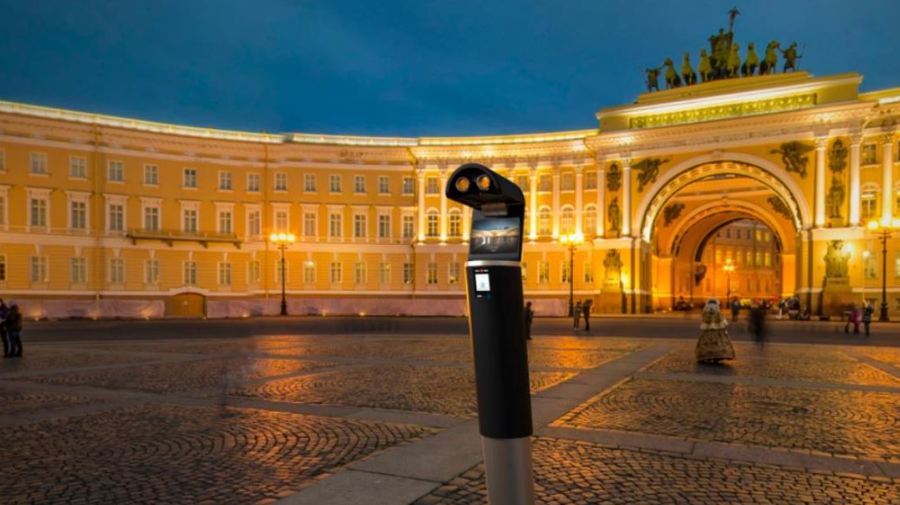 Погружение в VR: Дворцовую площадь покажут в разные периоды времени
