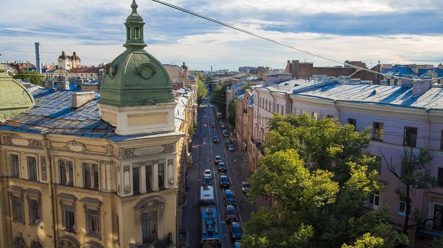 Платная парковка появится на Петроградской стороне до 2024 года