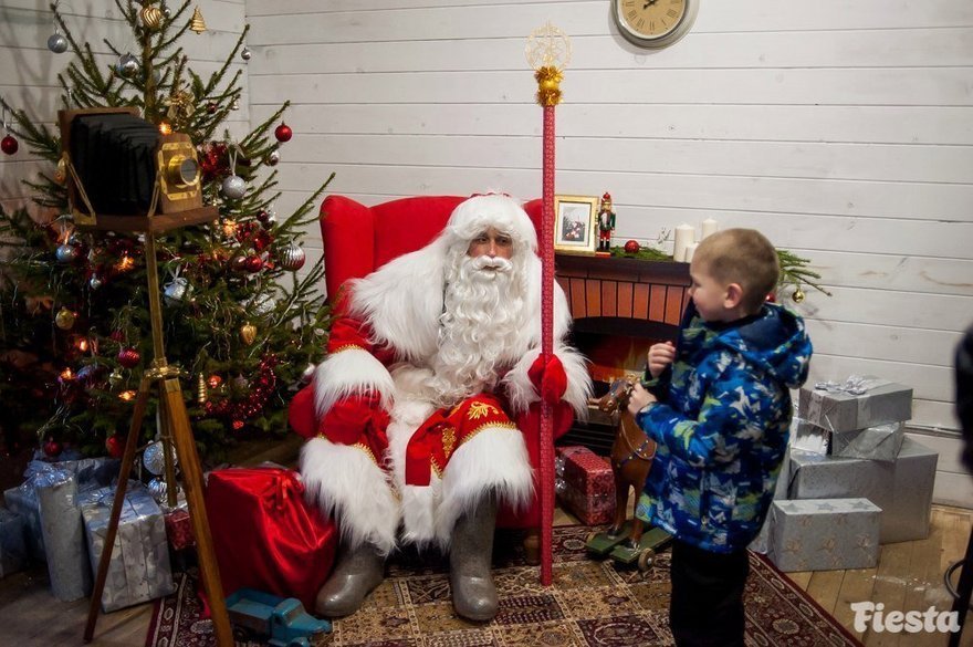«Резиденцию Деда Мороза» установили на Невском