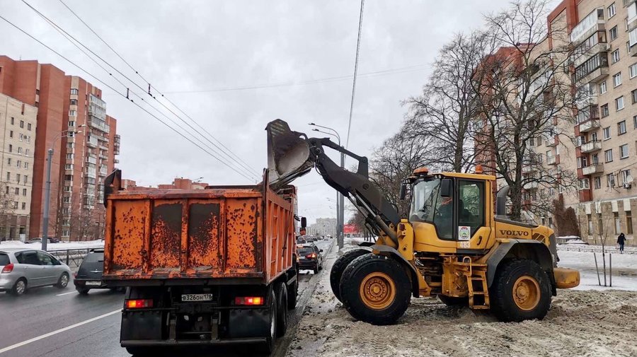 На сайте Смольного появился раздел об уборке снега