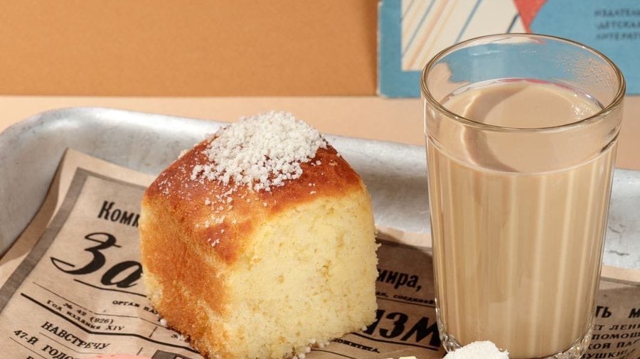Бефстроганов в буханке хлеба, свердловская булочка, свекольный брауни — в гастрономическое путешествие приглашает The Buddy Cafe