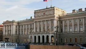 Мариинский дворец в Петербурге впервые откроют для экскурсий
