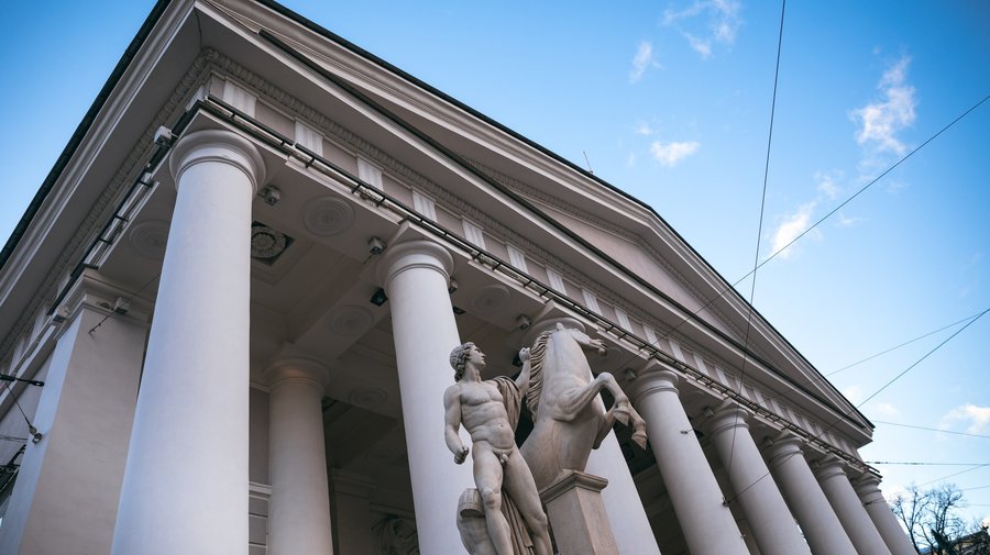 В июне в «Манеже» откроется первая ярмарка искусства «1703»