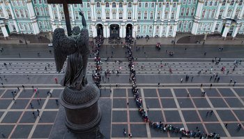 Надо знать: десять шедевров и диковинок Эрмитажа
