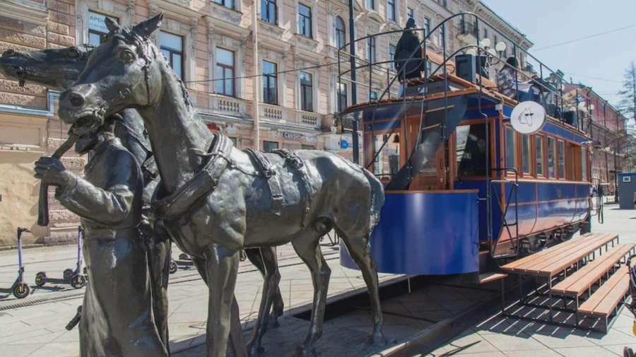 Кофейня-конка рядом со станцией метро «Василеостровская»
