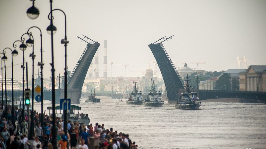 Центр Петербурга будет перекрыт из-за репетиции Главного военно-морского парада
