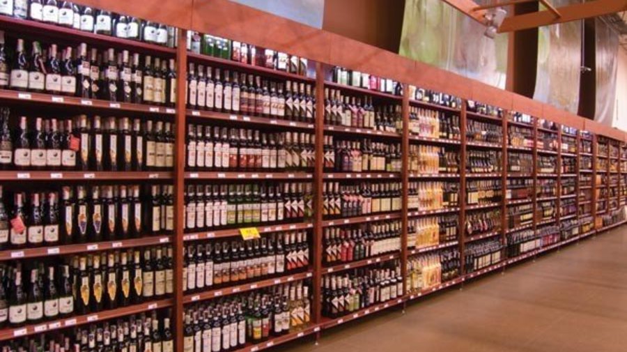 В День победы в центре Петербурга запретили продавать алкоголь