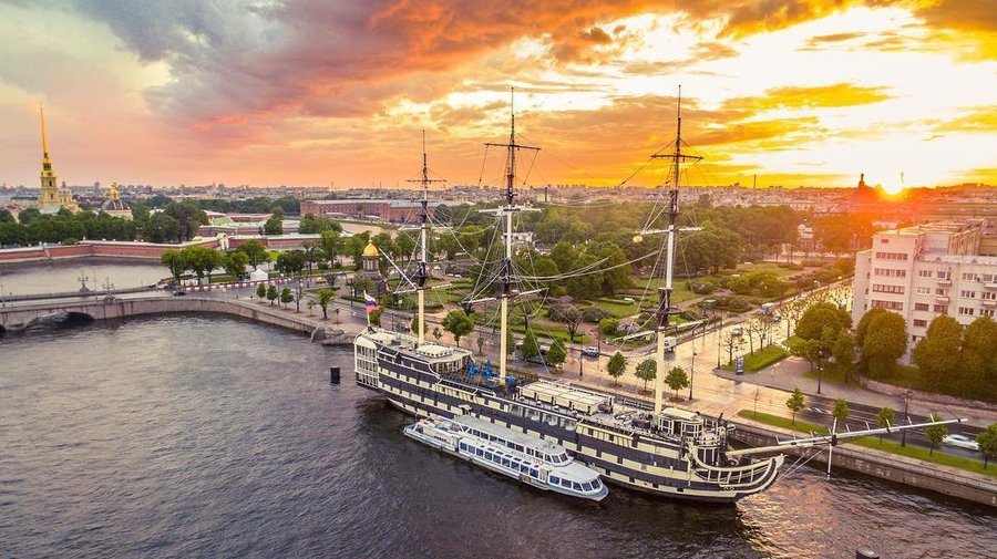 В Петербурге появится пешеходный экскурсионный маршрут «Путь Петра»