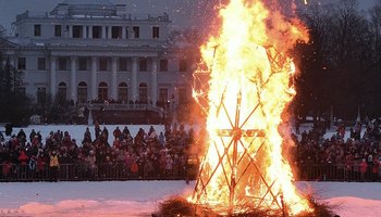 Праздник «Шуми, Масленица!» на Елагином острове