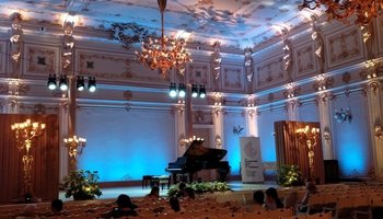 Вечер русского романса «Отчалившая Русь» в классическом петербургском стиле