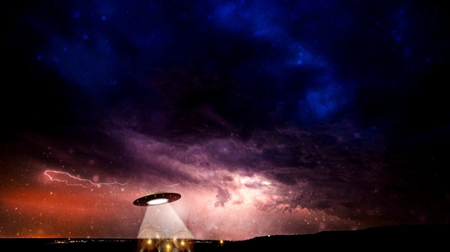Спектакль «UFO» по Ивану Вырыпаеву