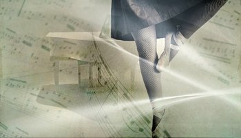 Концертная вечеринка с фуршетом «В движении»