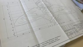 Барельеф Мефистофиля на Лахтинской улице восстановят за 3 миллиона рублей