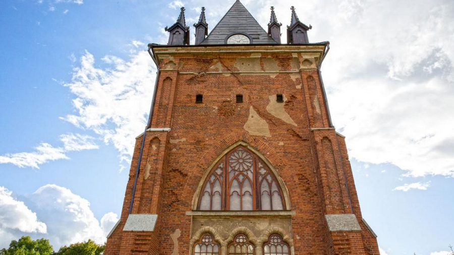 В Царском Селе открылись для посещения Шапель и Башня-руина