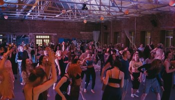 Практика свободного танца Ecstatic Dance с Василием Бородулиным