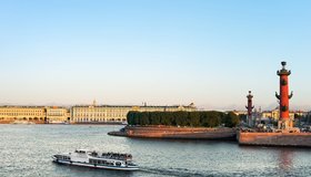 Большой круиз «Морской фасад и сити-тур» в тёплом салоне теплохода со скидкой до 63%