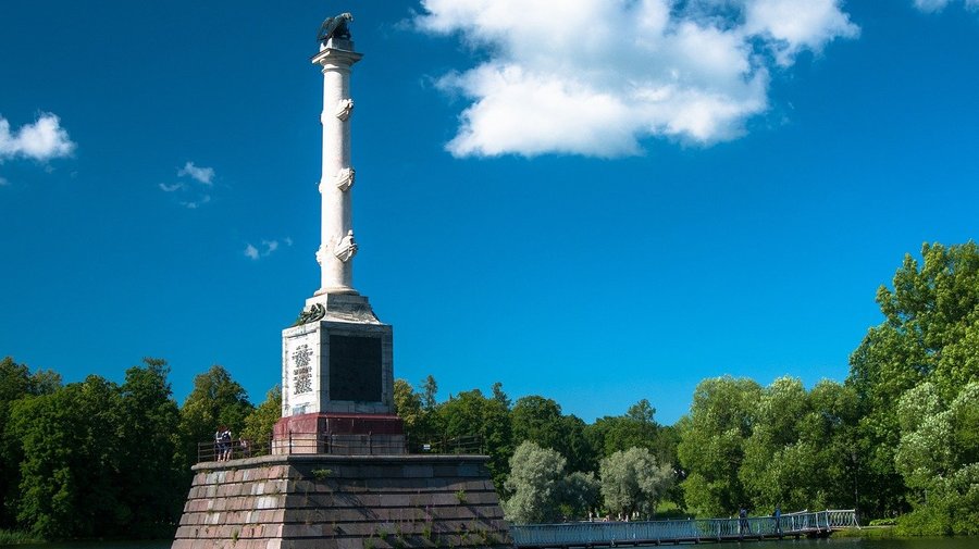 В Екатерининском парке начала работать паромная переправа