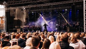 Концерт «Рок-хиты на крыше с симфоническим оркестром»