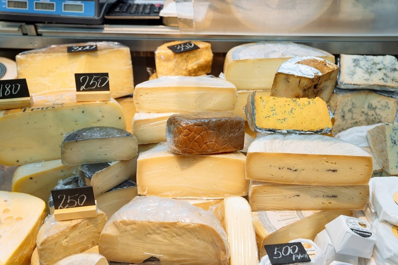 «Сырный Weekend» — традиционная ярмарка крафтового сыра на Долгоозерном рынке