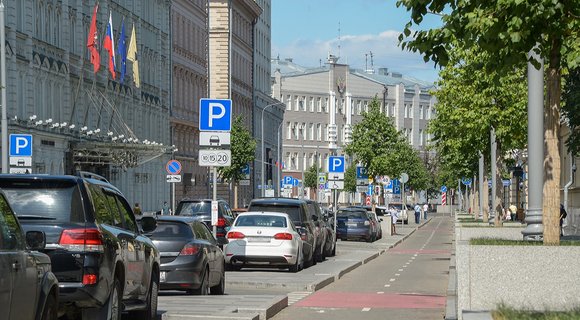 Парковки в Москве станут бесплатными на один день
