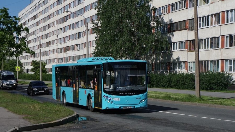 В Петербурге переименуют более 20 остановок